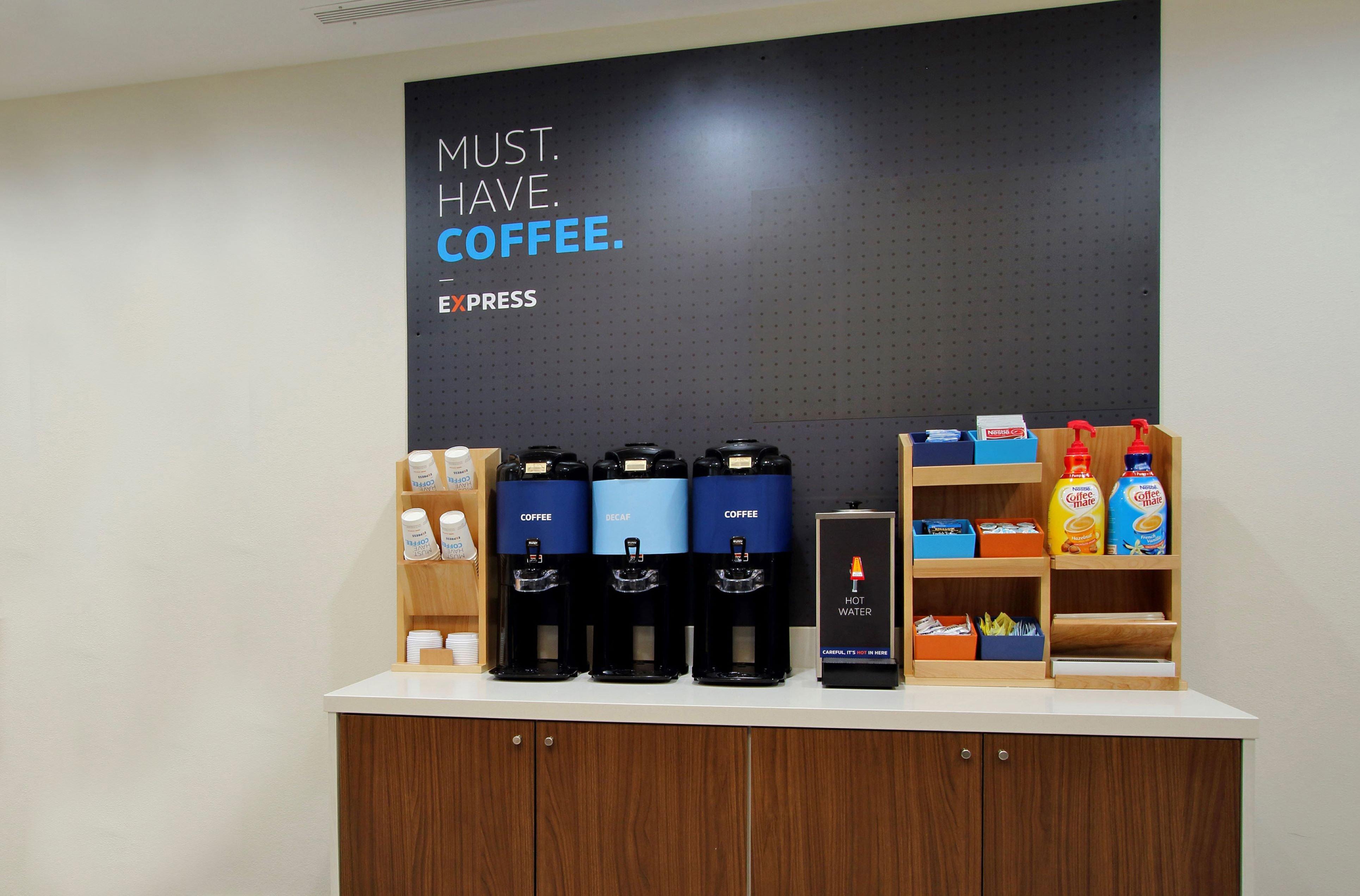 Holiday Inn Express Hotel & Suites Swansea By Ihg Екстериор снимка