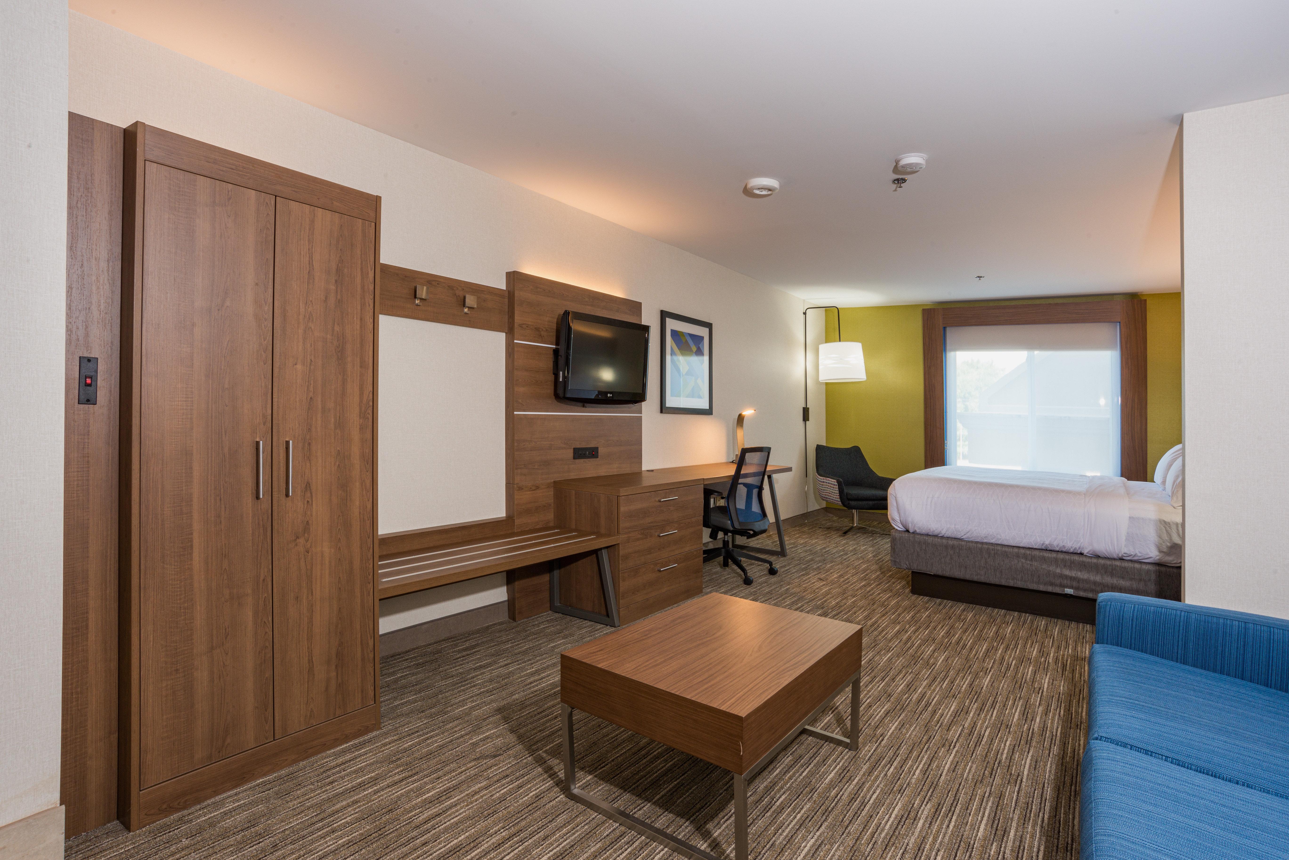 Holiday Inn Express Hotel & Suites Swansea By Ihg Екстериор снимка
